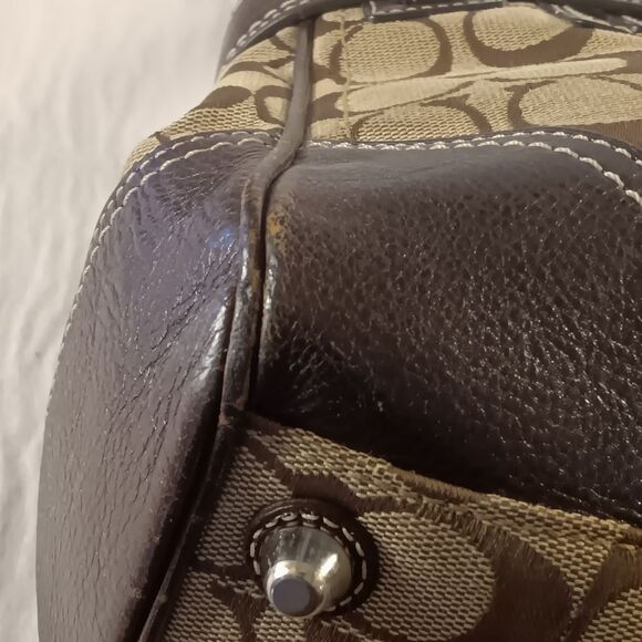 Coach Hampton Medium Khaki Jacquard Signature C Carryall Tote - Picture 6 of 11